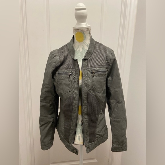 NWOT Grey Leather Jacket - Picture 1 of 4